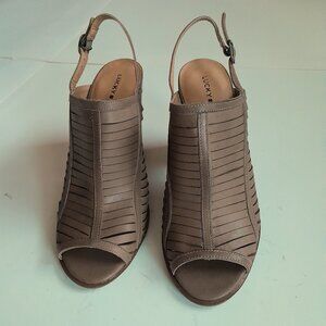 Lucky Brand Lialor Tan Leather Sandals Peep Toe Chunky Heels Women's Size 10M